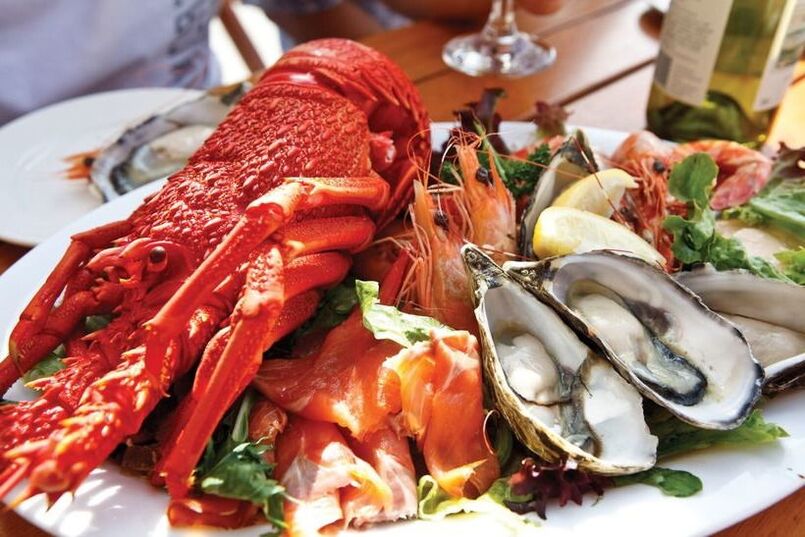 Seafood in a man's diet increases strength