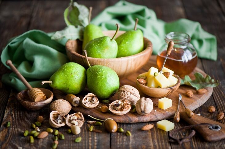 pears, nuts and honey to increase strength